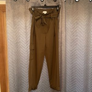 Pop sugar cargo pants size small